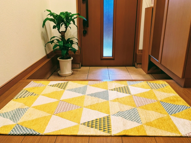 玄関ドアの写真